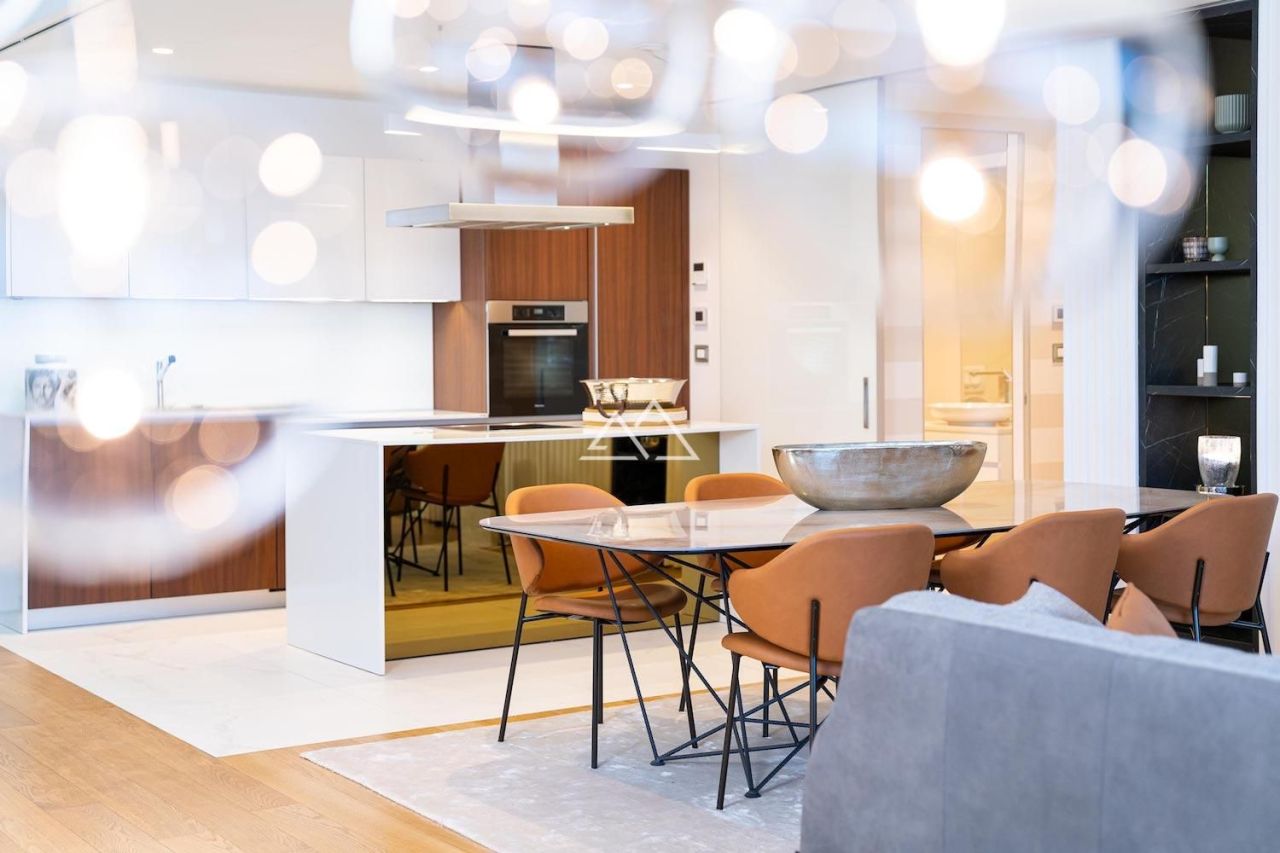 Apartamento en Budva, Montenegro, 420 m² - imagen 11