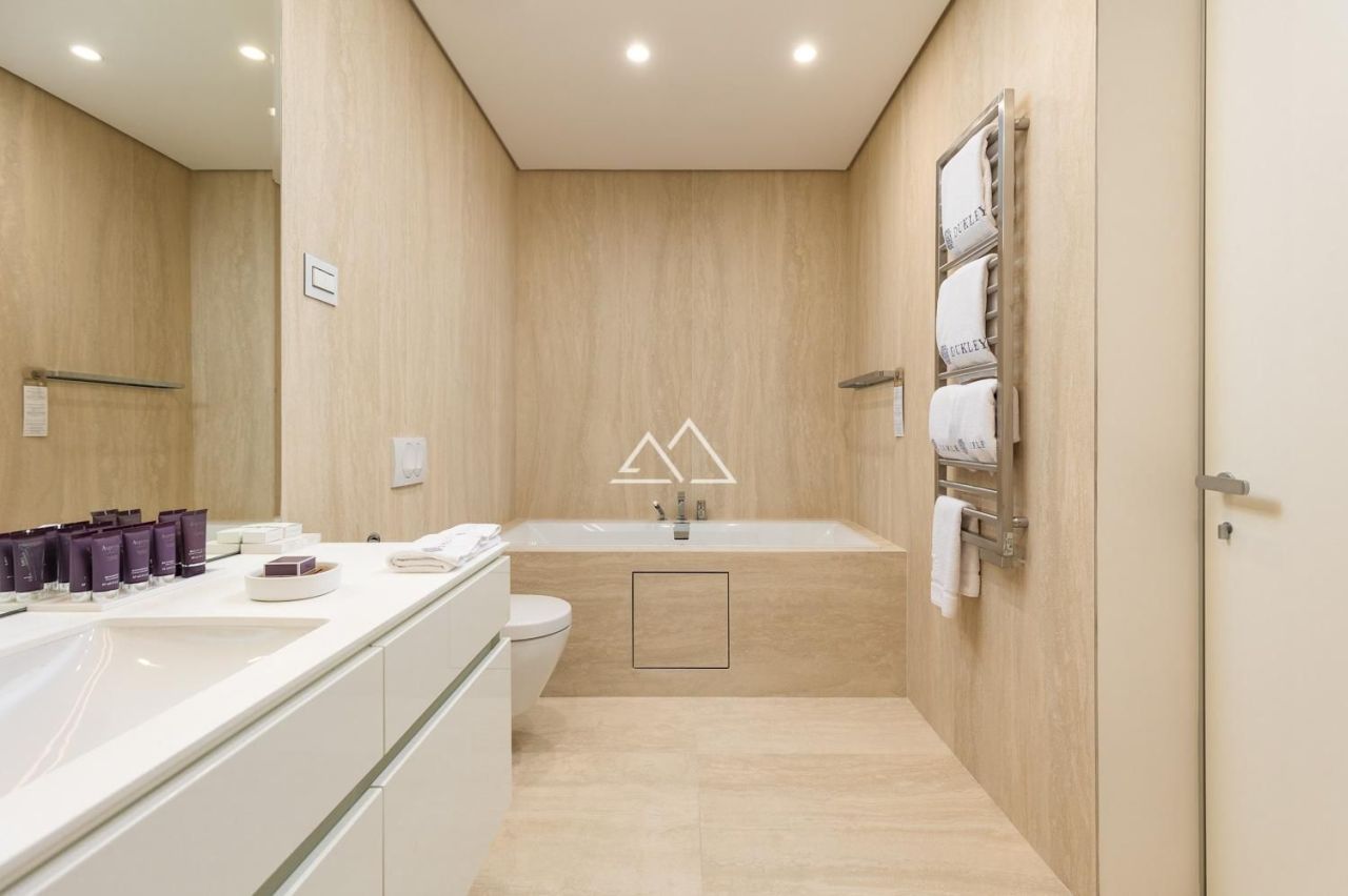 Apartment in Budva, Montenegro, 287 m² - picture 11