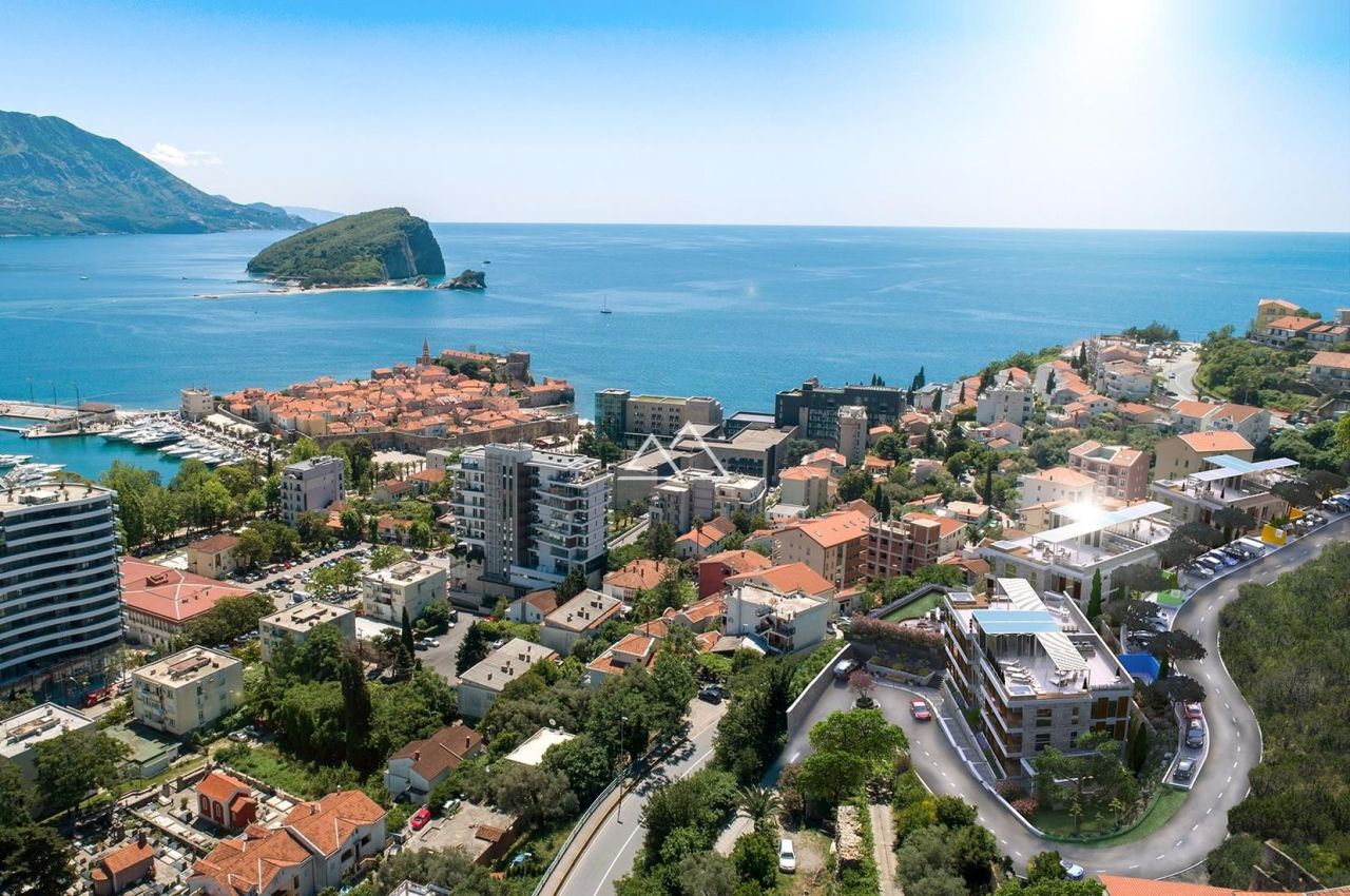 Apartment in Budva, Montenegro, 263 m² - picture 12