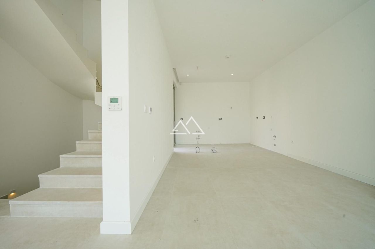 Villa in Tivat, Montenegro, 286 m² - Foto 12