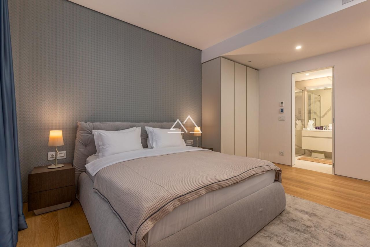 Apartment in Budva, Montenegro, 287 m² - picture 14