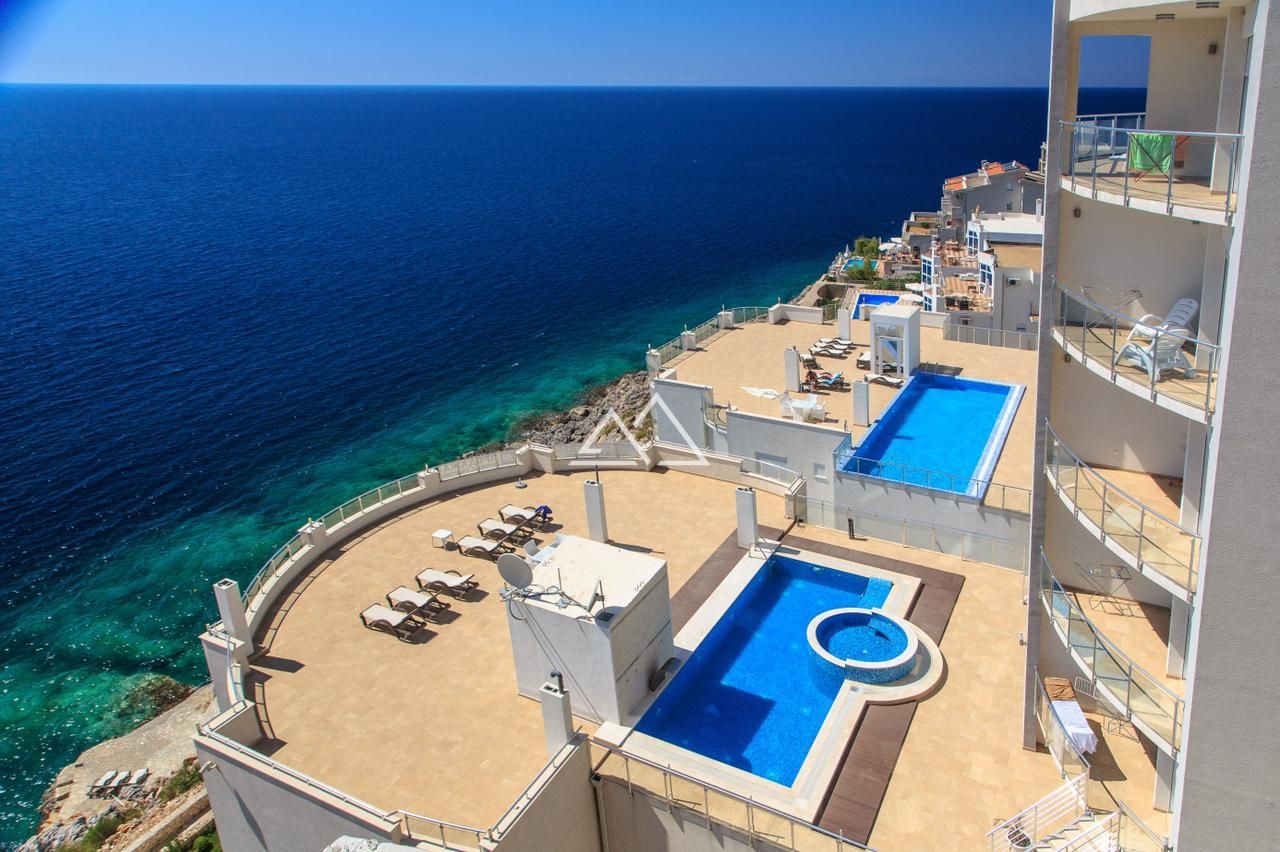 Apartment in Dobra Voda, Montenegro, 85 m² - picture 14