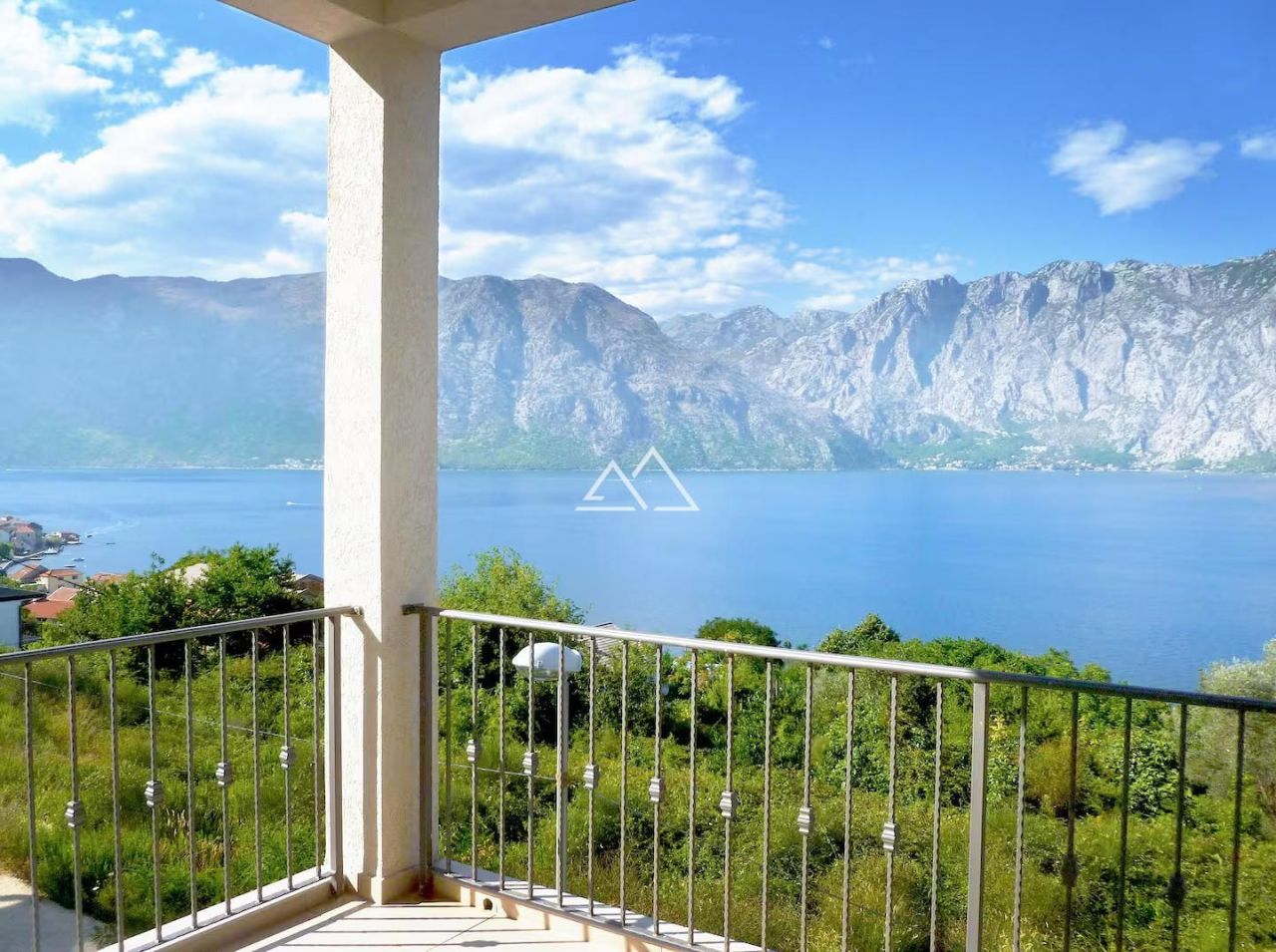 Apartment in Prcanj, Montenegro, 100 m² - picture 15