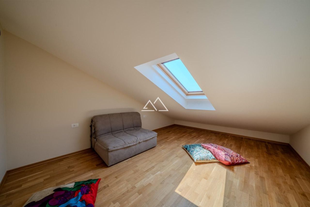 Villa in Rezevici, Montenegro, 223 m² - picture 16