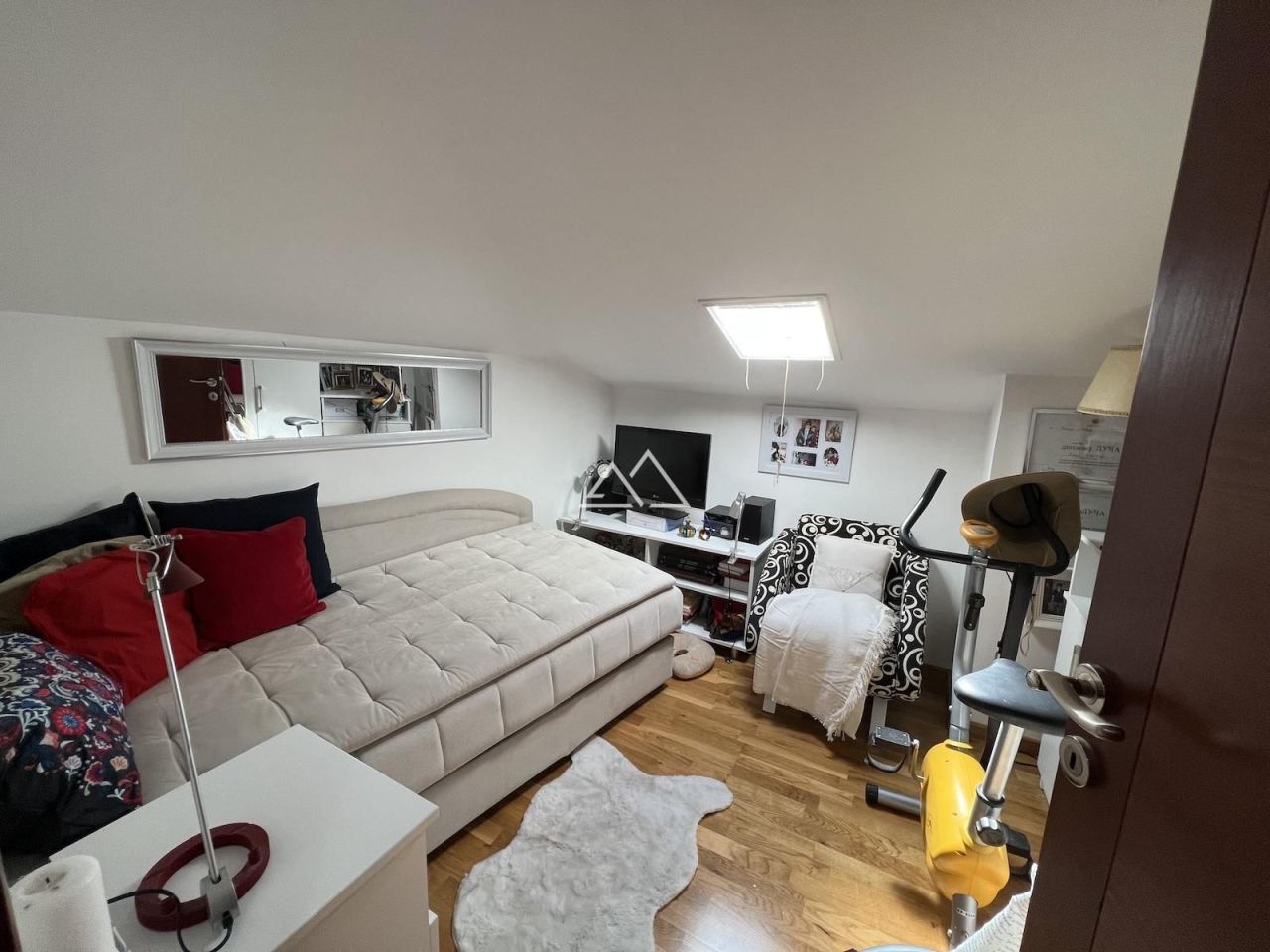 Apartment in Kotor, Montenegro, 97 m² - picture 17