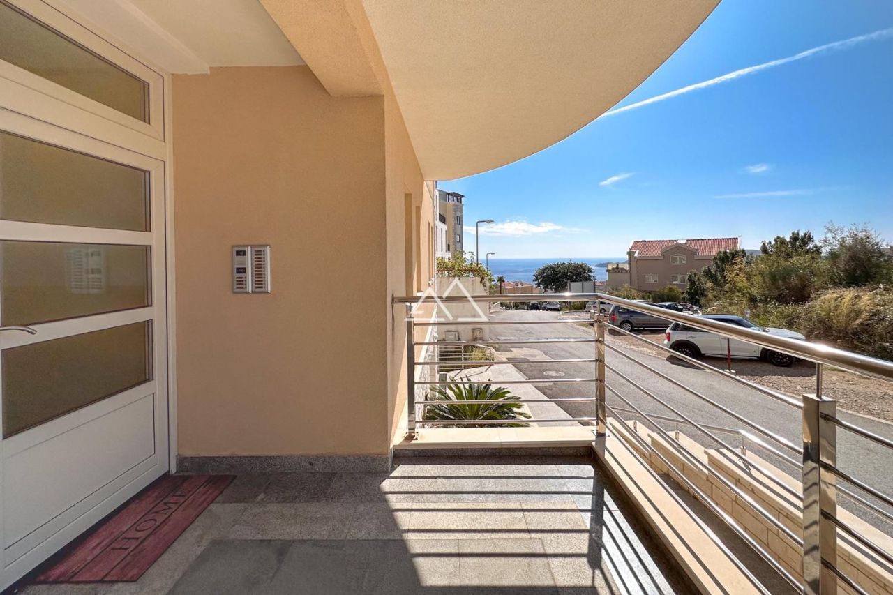 Apartment in Becici, Montenegro, 45 m² - Foto 17