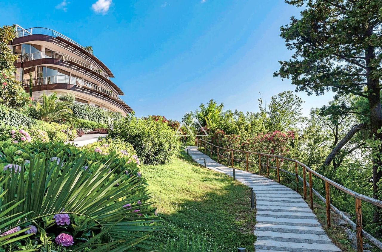 Apartment in Budva, Montenegro, 287 m² - picture 18