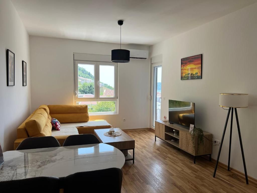 Apartamento en Budva, Montenegro, 44 m² - imagen 1