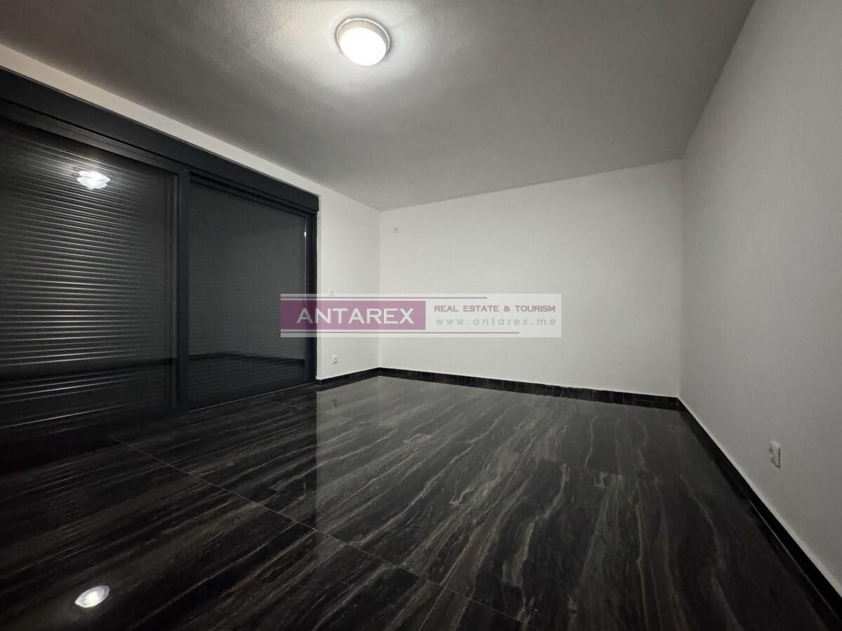 Villa a Bar, Montenegro, 190 m² - foto 9