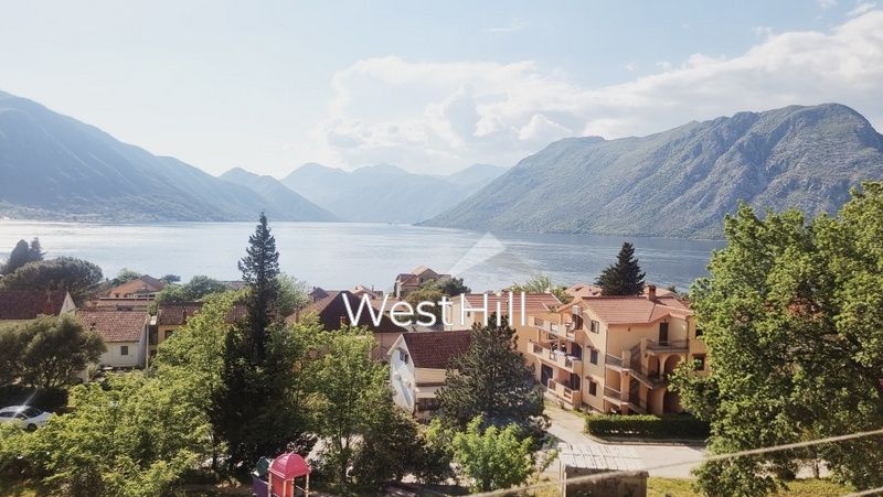 Apartamento en Dobrota, Montenegro, 49 m² - imagen 1
