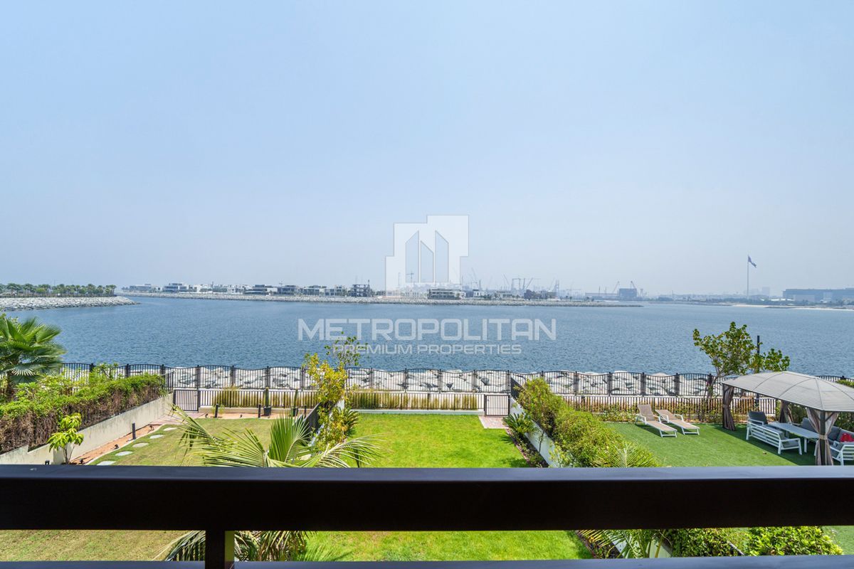 Villa in Dubai, VAE, 330 m² - Foto 1