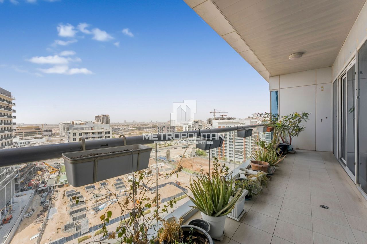 Apartment in Dubai, UAE, 120 m² - picture 3