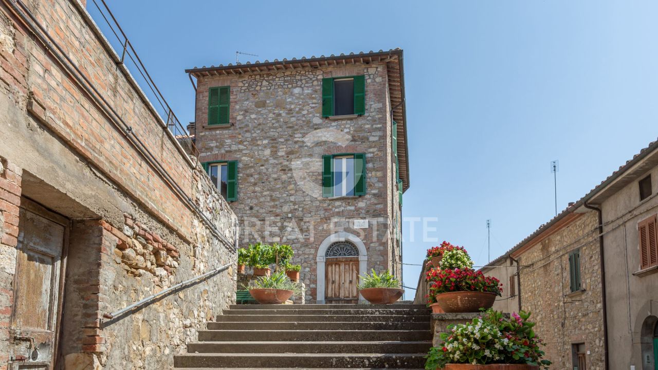 Apartamento en Fabro, Italia, 136 m² - imagen 2