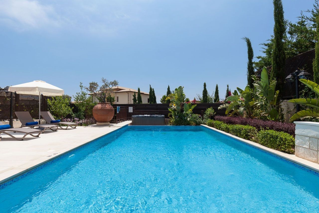 Villa en Pafos, Chipre, 215 m² - imagen 6