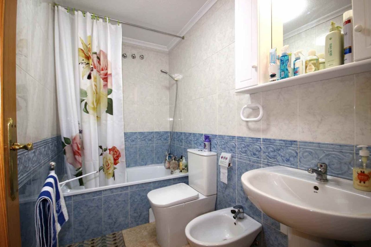 Apartamento en Torrevieja, España, 38 m² - imagen 9