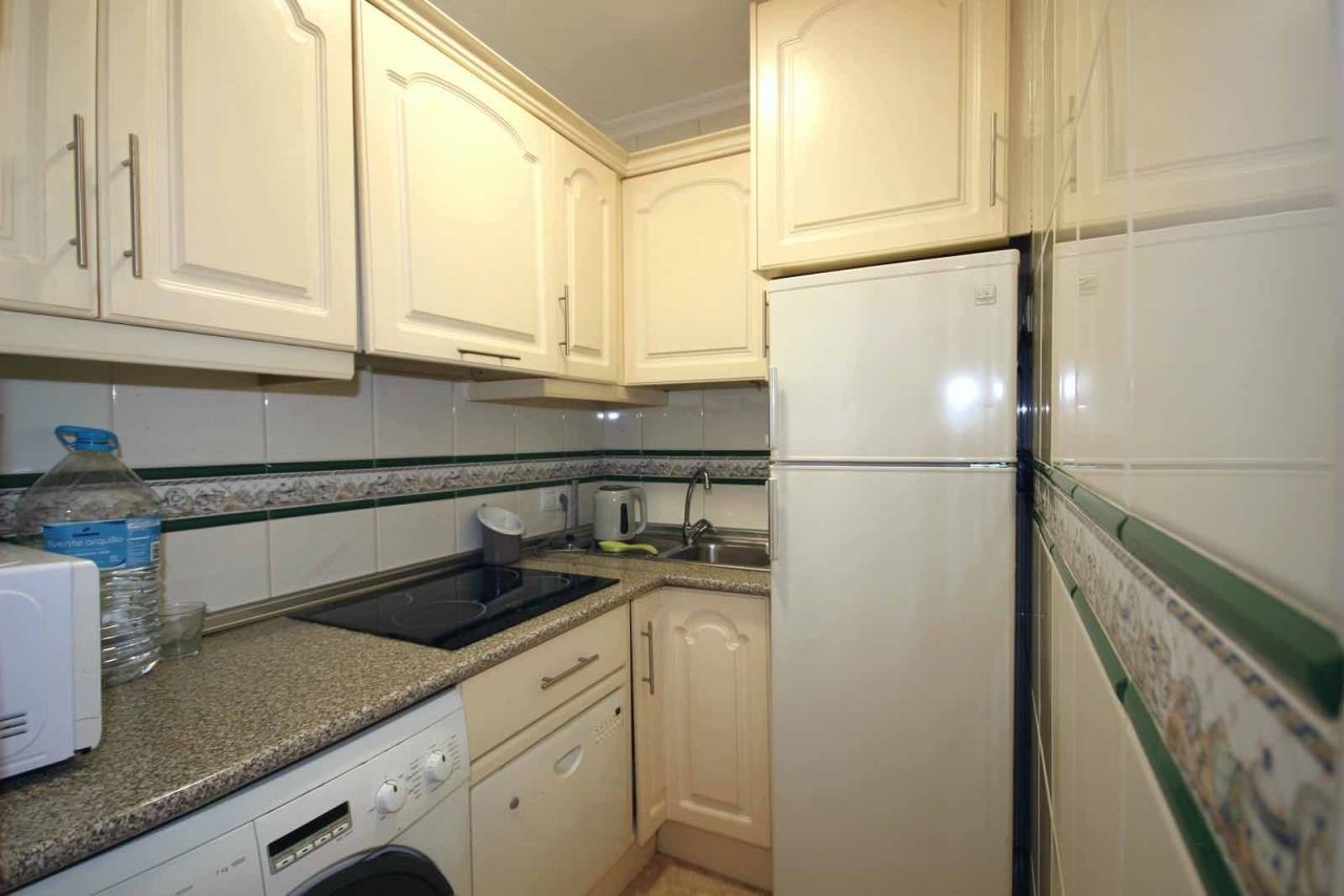 Apartamento en Torrevieja, España, 38 m² - imagen 4