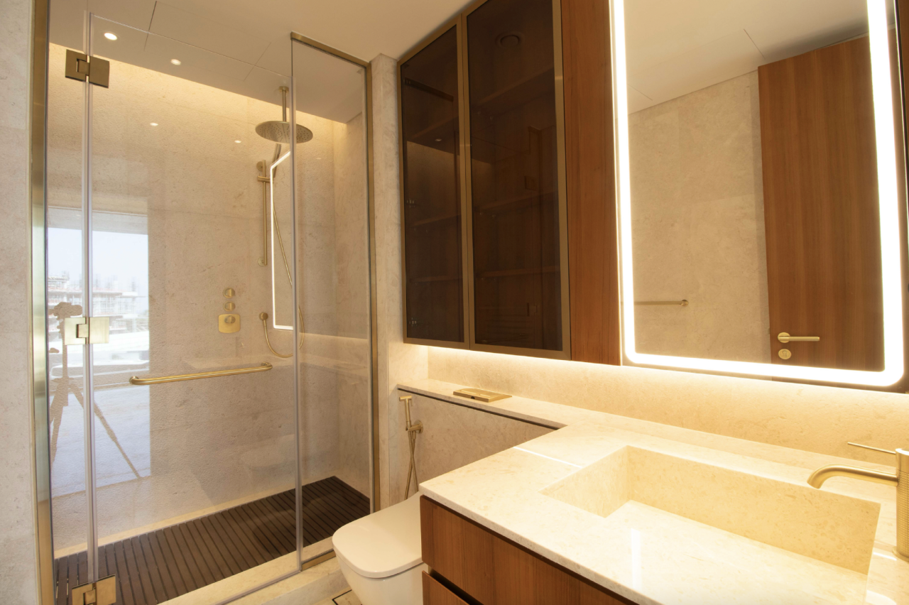 Apartment in Dubai, UAE, 125 m² - picture 9