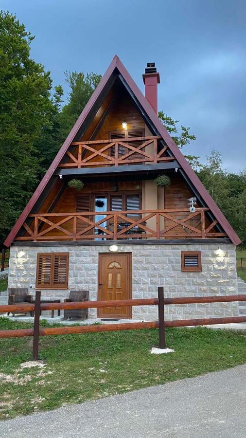 Chalet en Zabljak, Montenegro, 80 m² - imagen 1