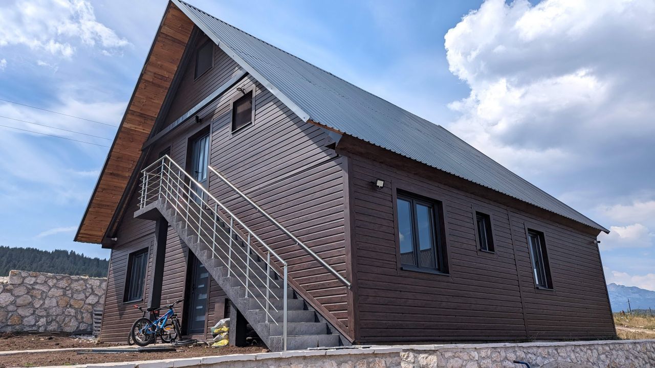 Chalet en Zabljak, Montenegro, 250 m² - imagen 1