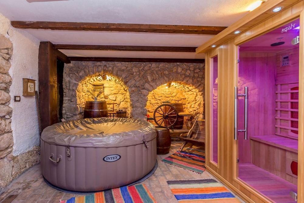 Villa a Vrbnik, Croazia, 110 m² - foto 3