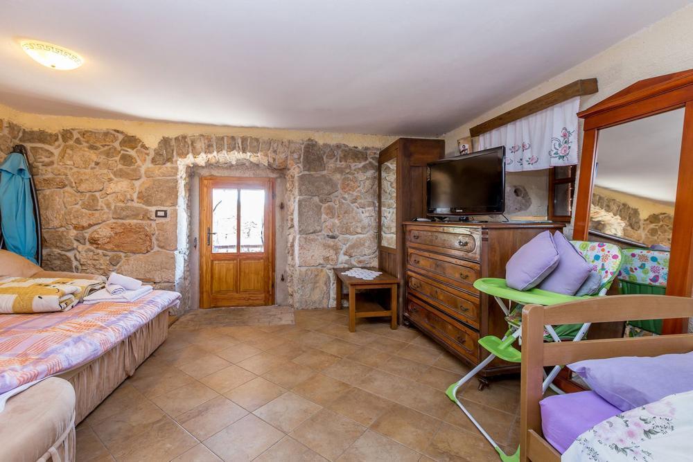 Villa a Vrbnik, Croazia, 110 m² - foto 6