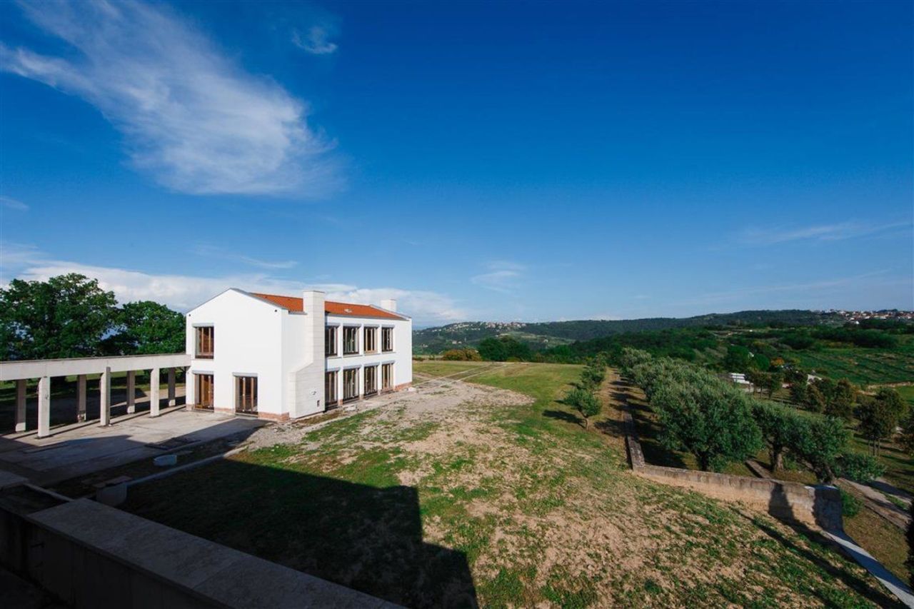 Terrain à Izola, Slovénie, 33 102 m² - image 10