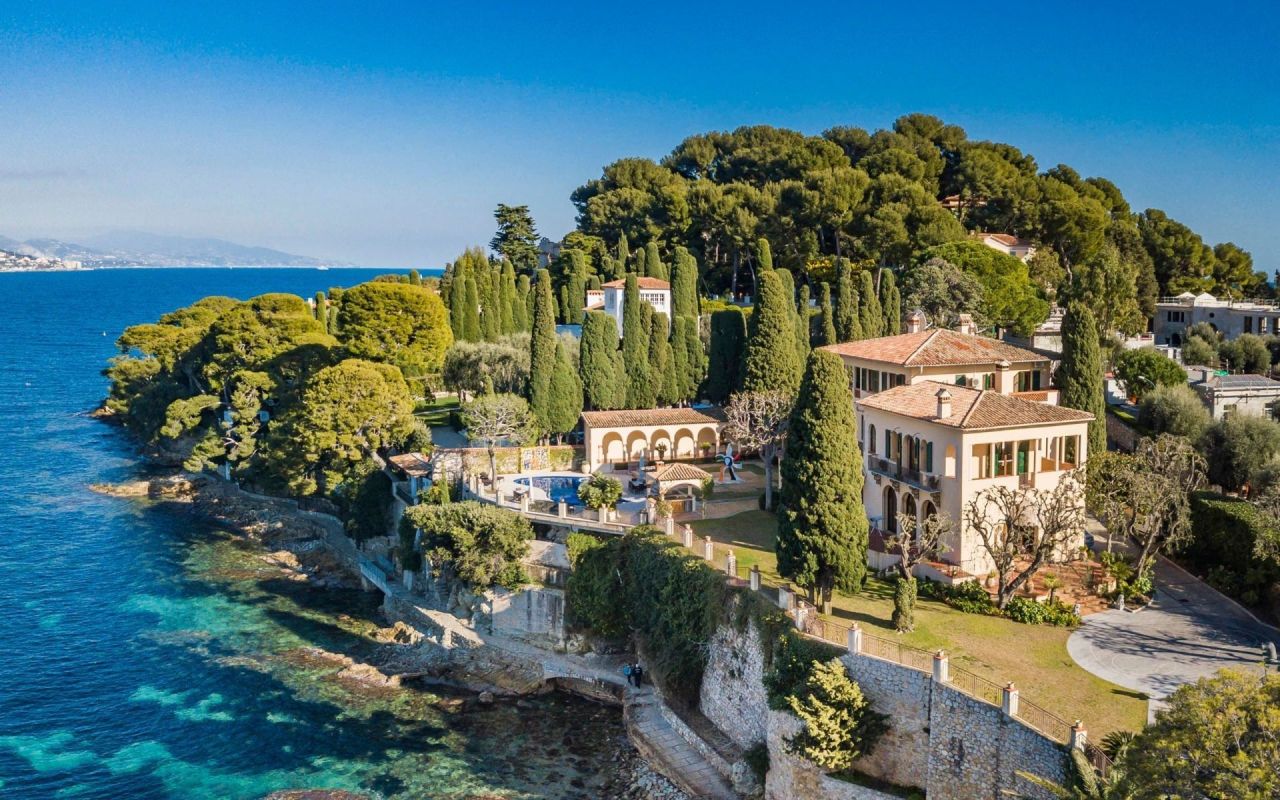 Villa à Saint-Jean-Cap-Ferrat, France, 990 m² - image 1