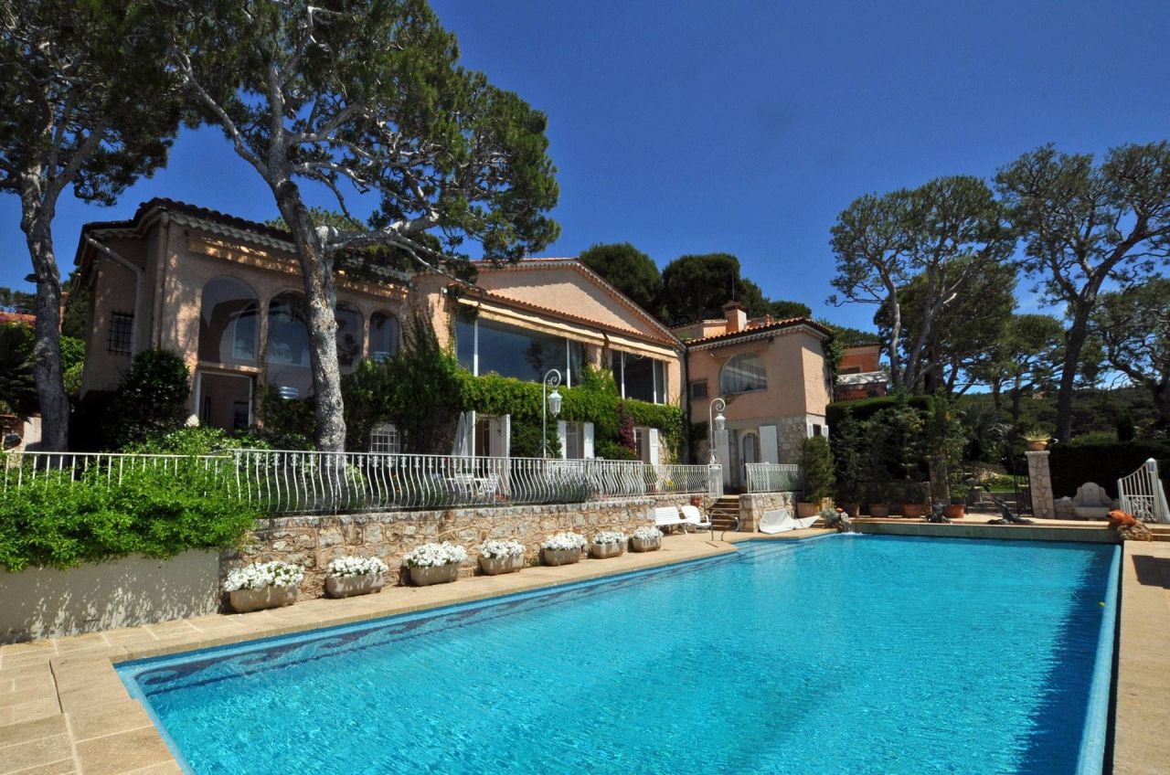 Villa en Saint-Jean-Cap-Ferrat, Francia, 400 m² - imagen 1