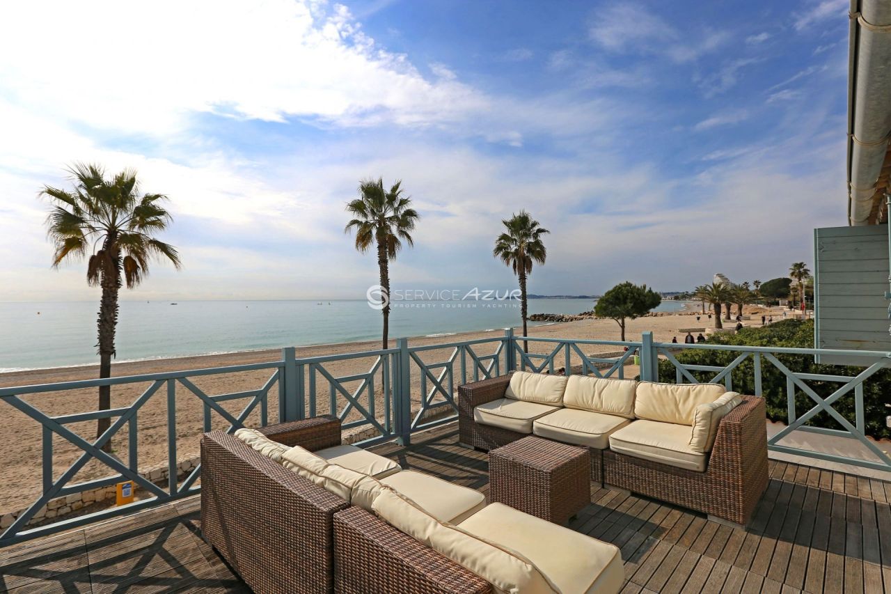 Villa in Villeneuve-Loubet, Frankreich, 150 m² - Foto 1