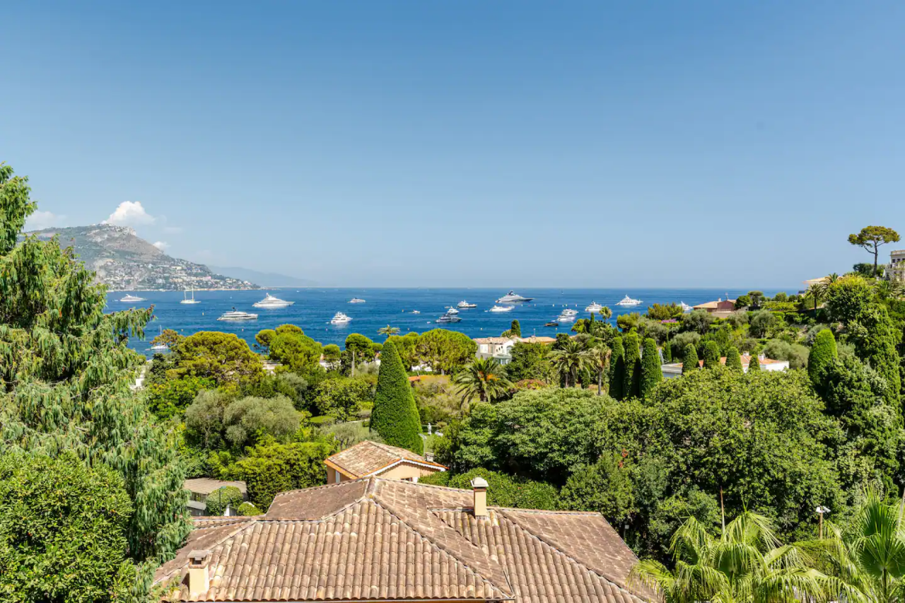 Villa en Saint-Jean-Cap-Ferrat, Francia, 190 m² - imagen 1