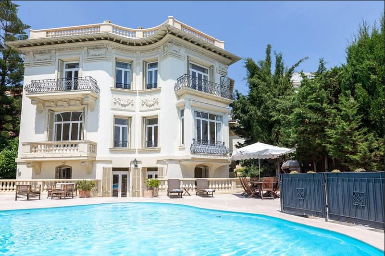 Villa en Villefranche-sur-Mer, Francia, 290 m² - imagen 1