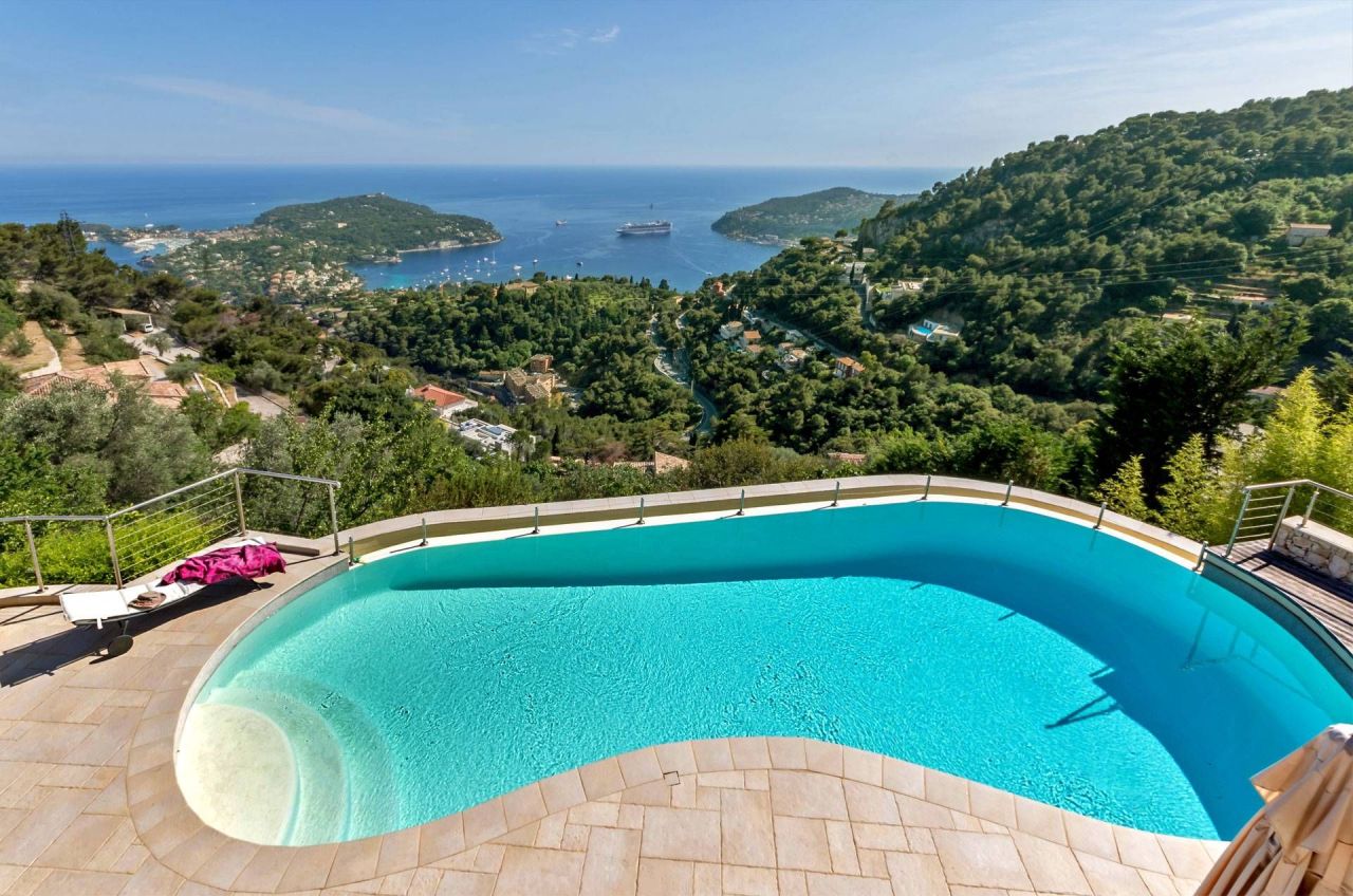 Villa in Villefranche-sur-Mer, Frankreich, 300 m² - Foto 1