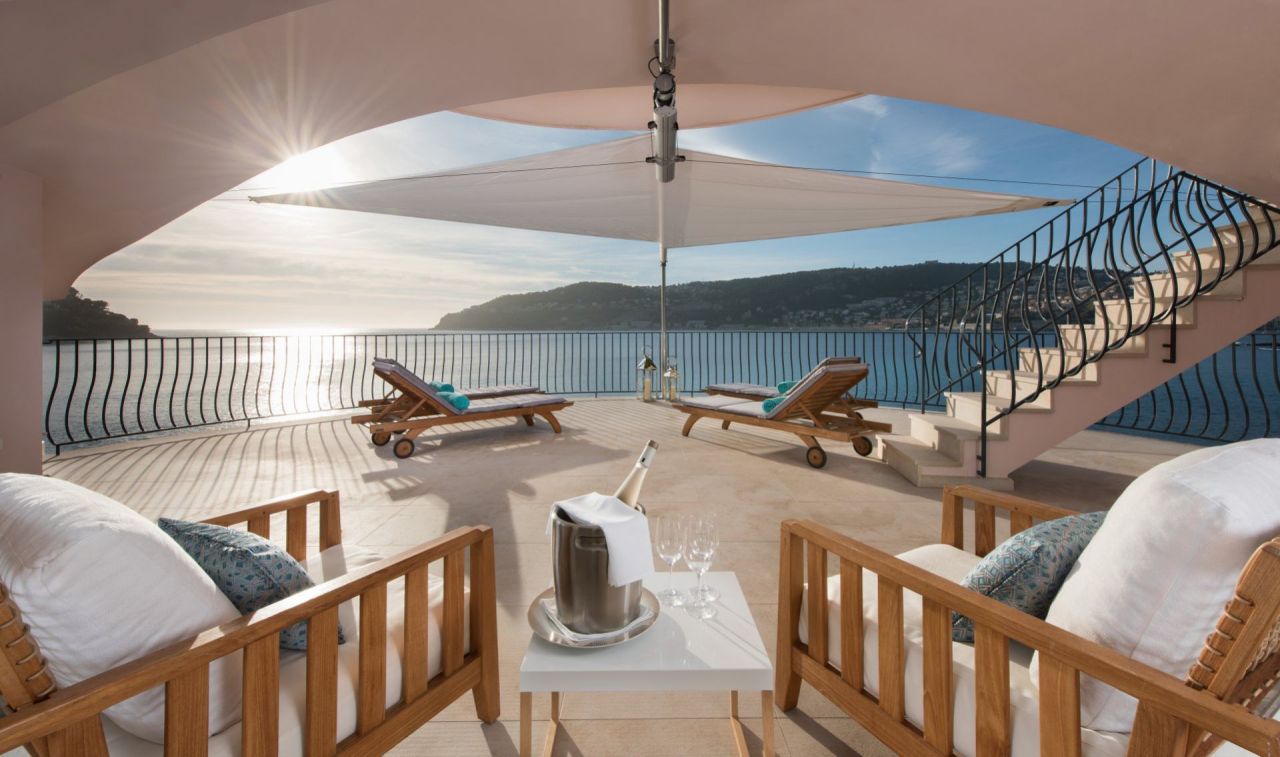 Villa à Saint-Jean-Cap-Ferrat, France, 600 m² - image 1