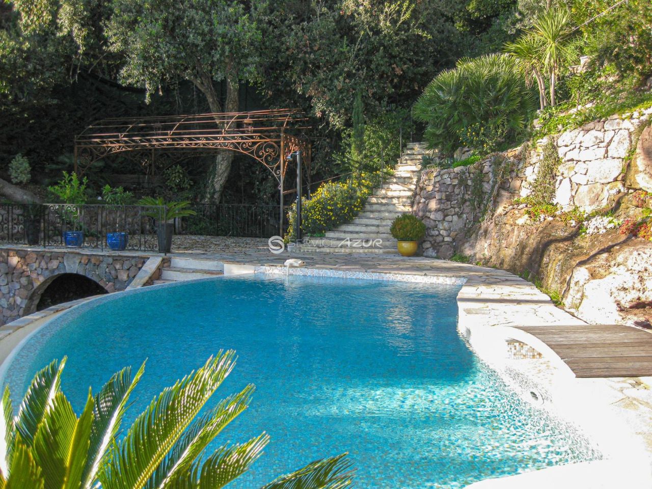 Villa à Théoule-sur-Mer, France, 280 m² - image 2