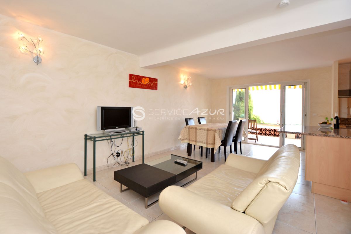 Apartment in Villefranche-sur-Mer, France, 65 m² - picture 2