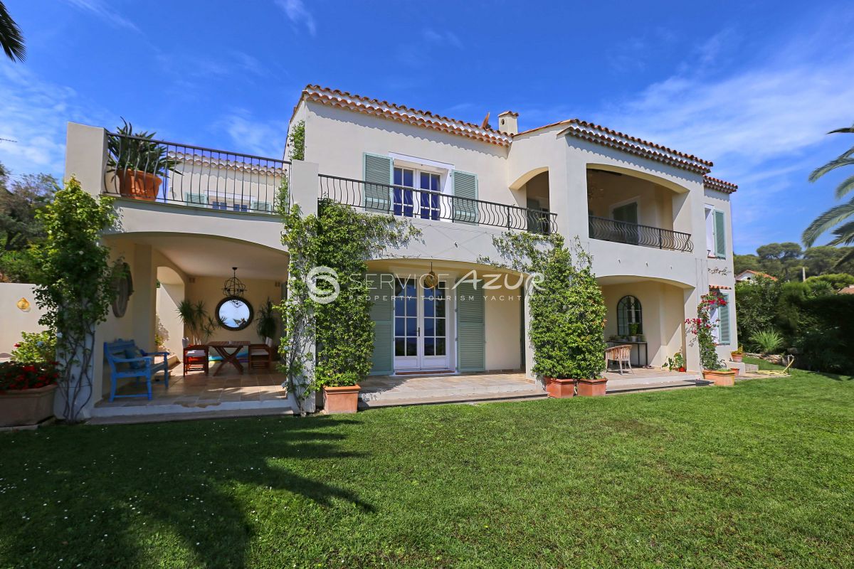 Villa a Villefranche-sur-Mer, Francia, 240 m² - foto 2