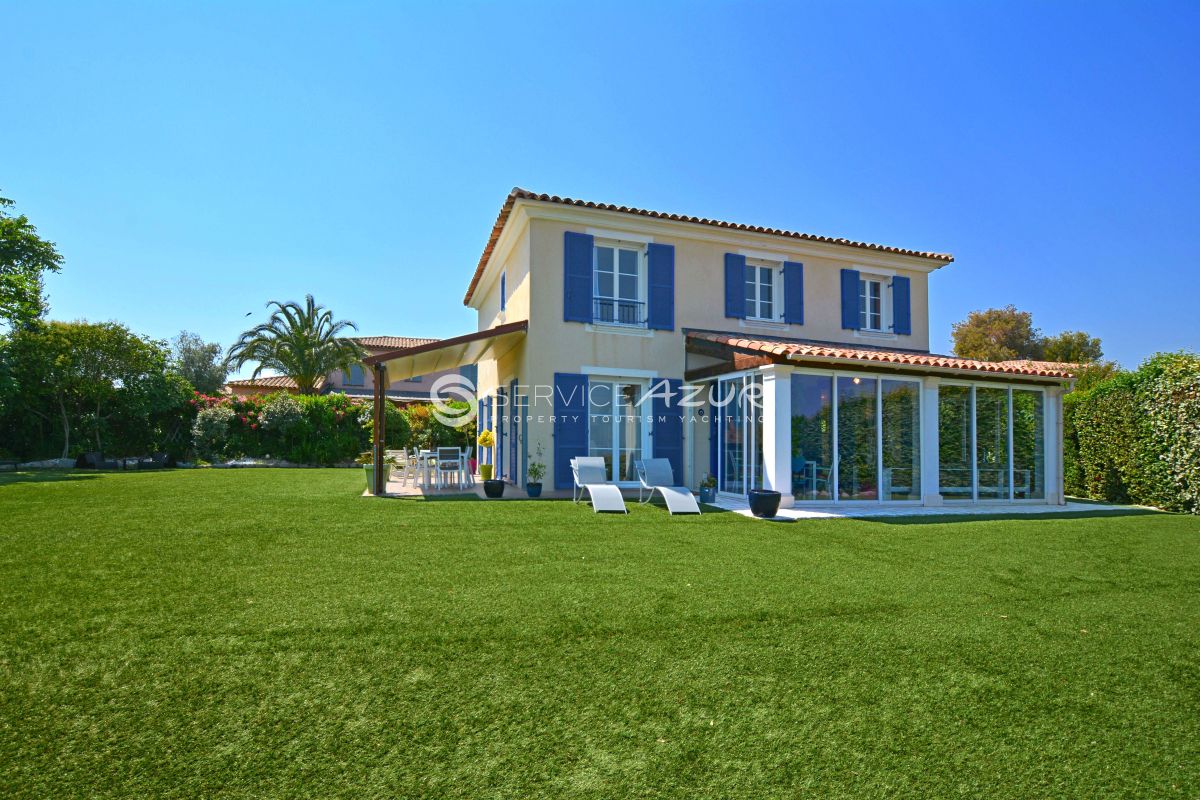 Villa a Villeneuve-Loubet, Francia, 160 m² - foto 2