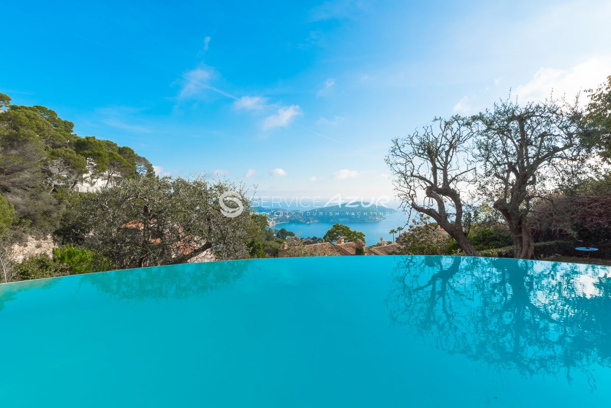 Villa à Villefranche-sur-Mer, France, 250 m² - image 2