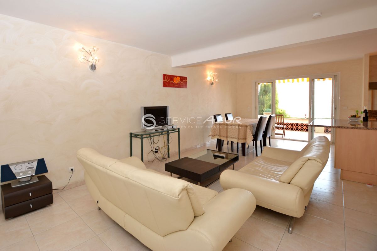 Apartment in Villefranche-sur-Mer, France, 65 m² - picture 3