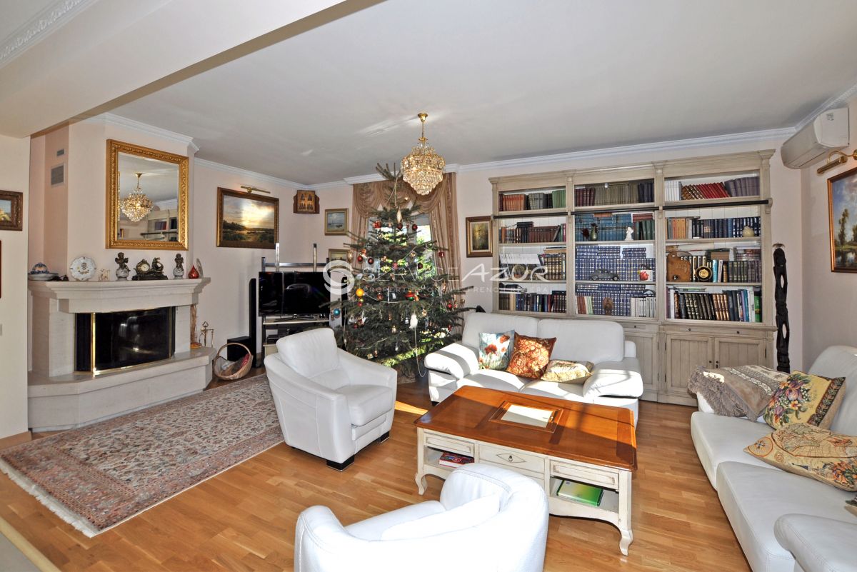 Villa a Saint-Paul de Vence, Francia, 350 m² - foto 3