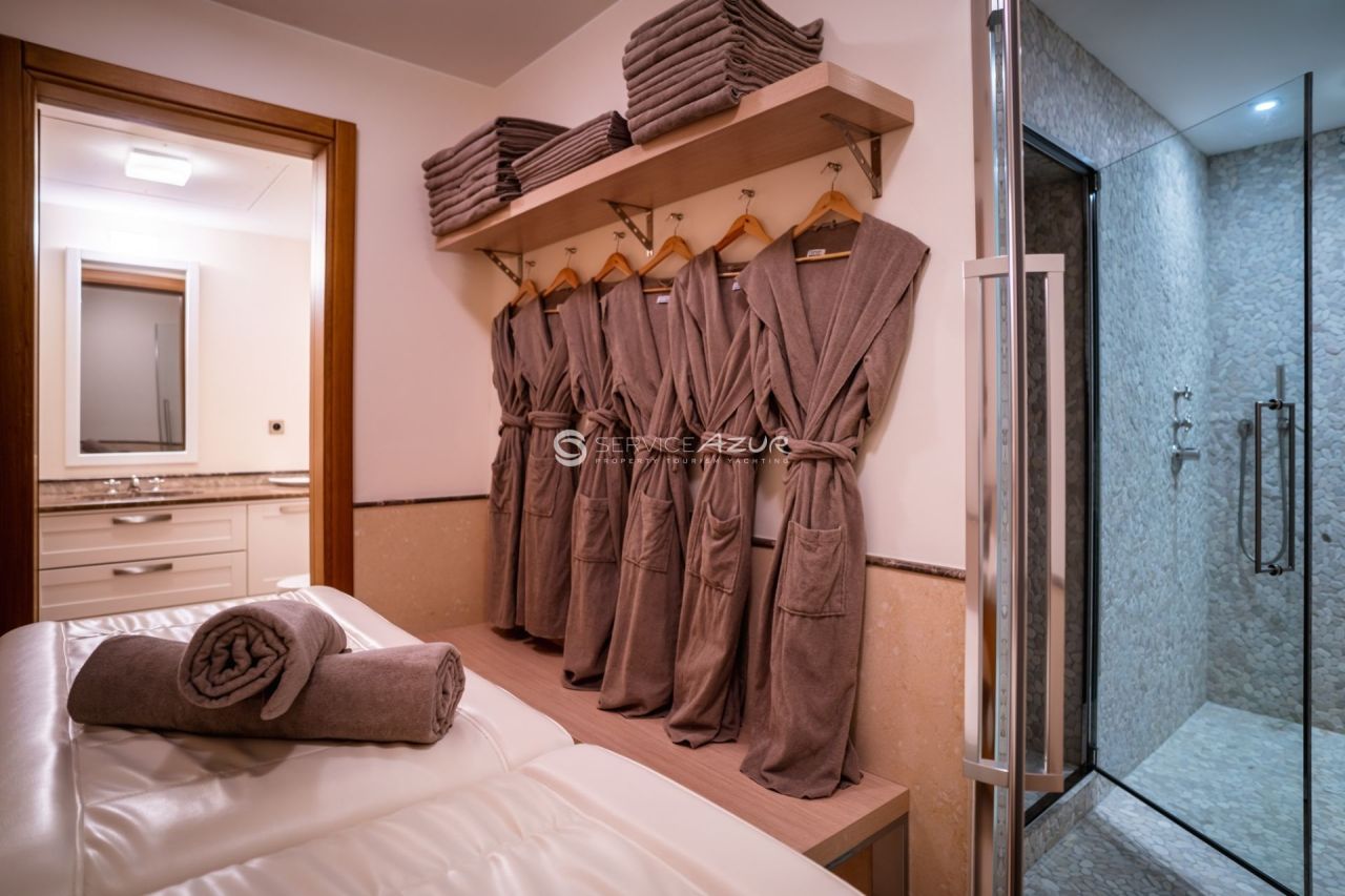 Villa in Saint-Jean-Cap-Ferrat, France, 1 150 m² - picture 4