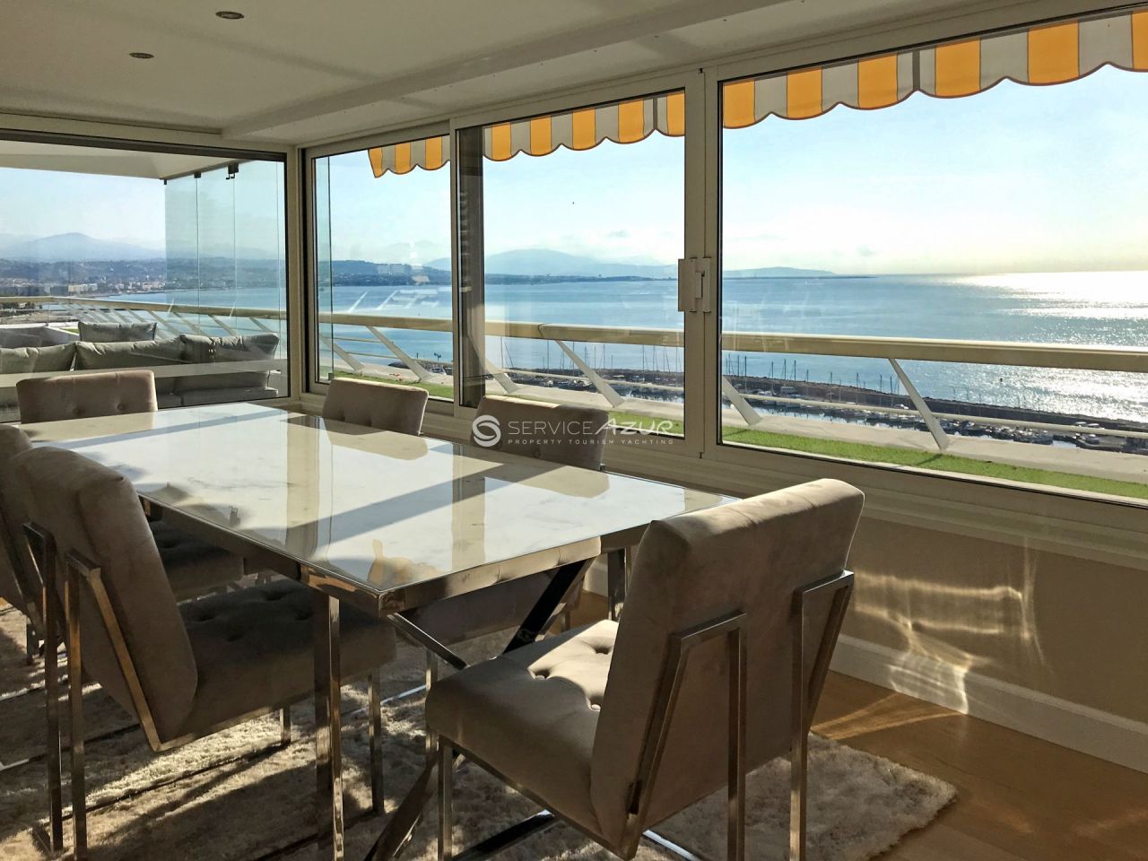 Apartment in Villeneuve-Loubet, France, 130 m² - picture 5