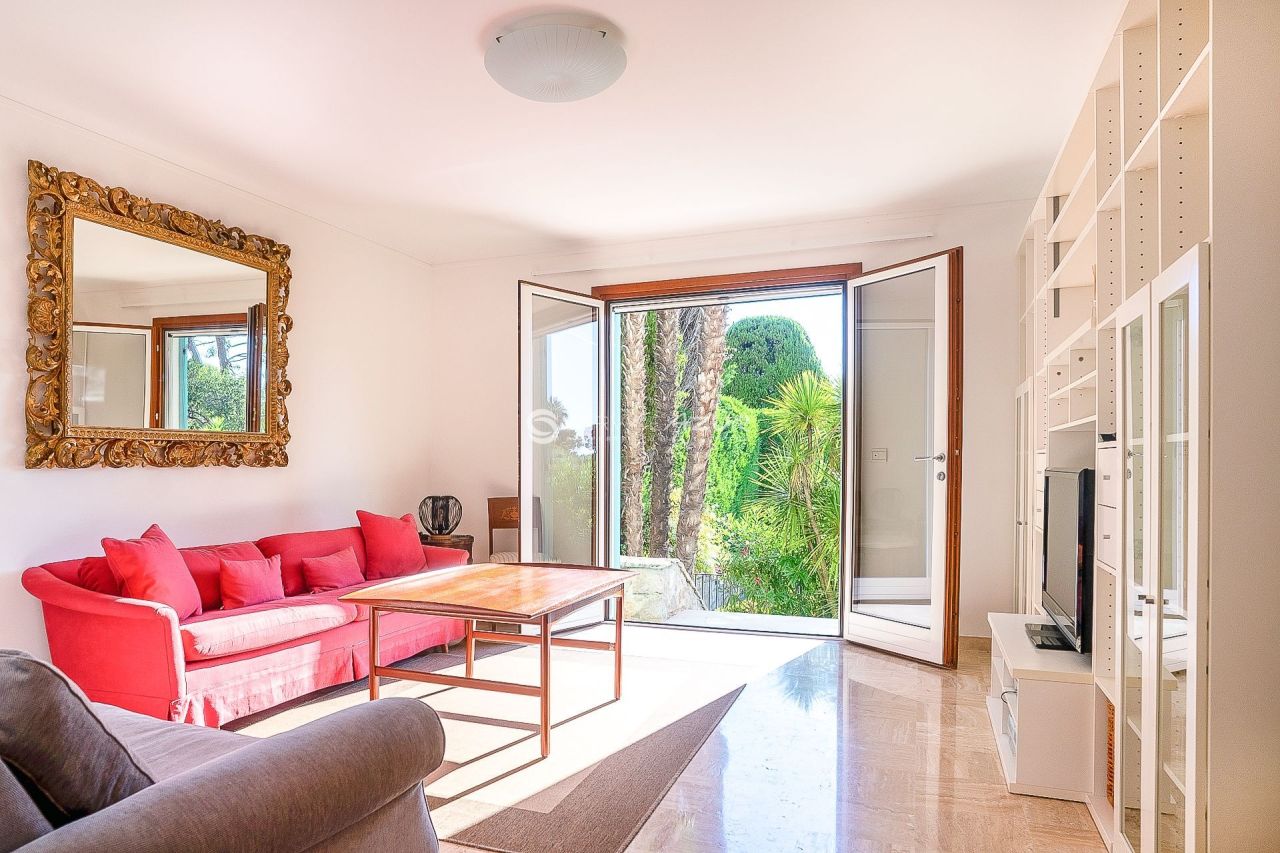 Villa in Saint-Jean-Cap-Ferrat, France, 290 m² - picture 7