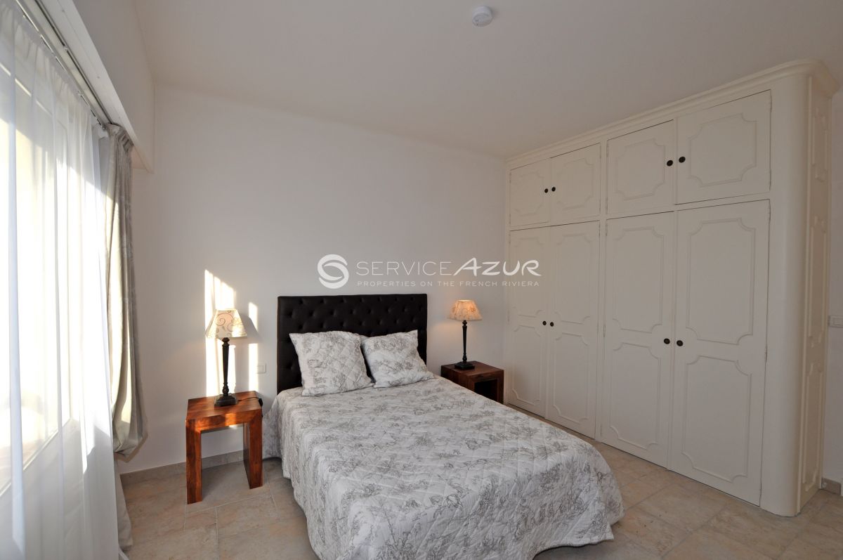 Villa à Villeneuve-Loubet, France, 150 m² - image 7