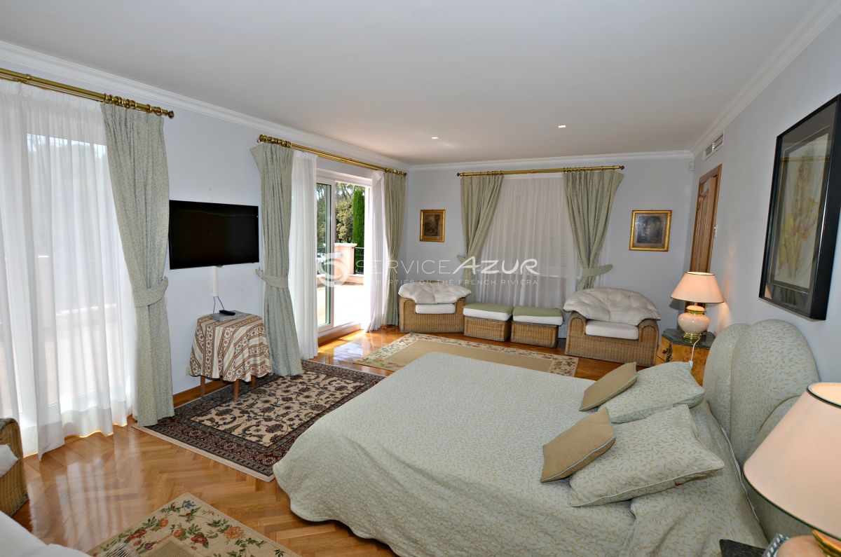 Villa in Saint-Jean-Cap-Ferrat, France, 300 m² - picture 8
