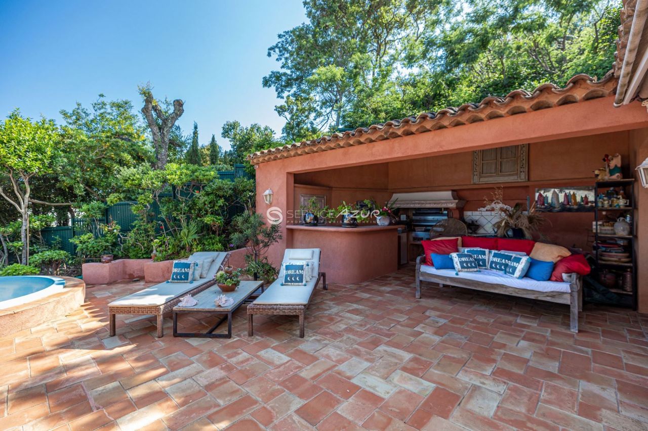 Villa à Sainte-Maxime, France, 300 m² - image 9