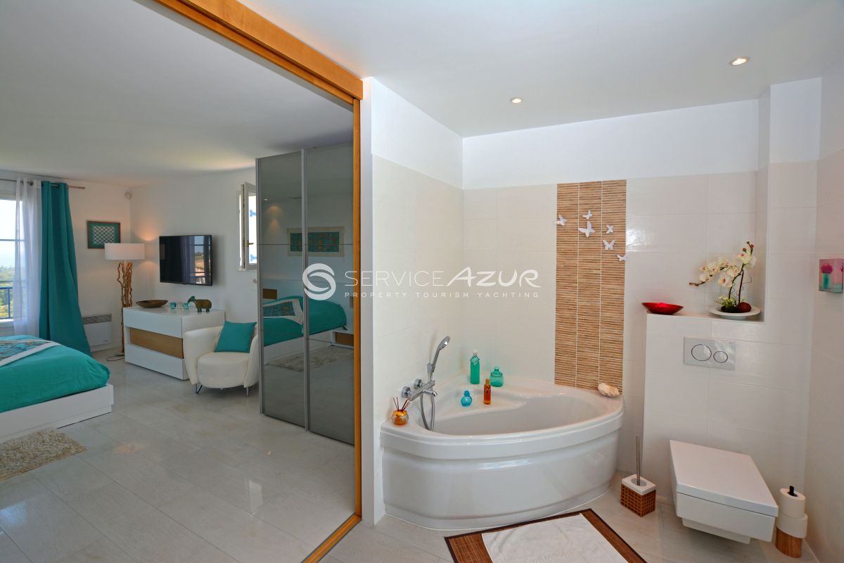 Villa a Villeneuve-Loubet, Francia, 160 m² - foto 9