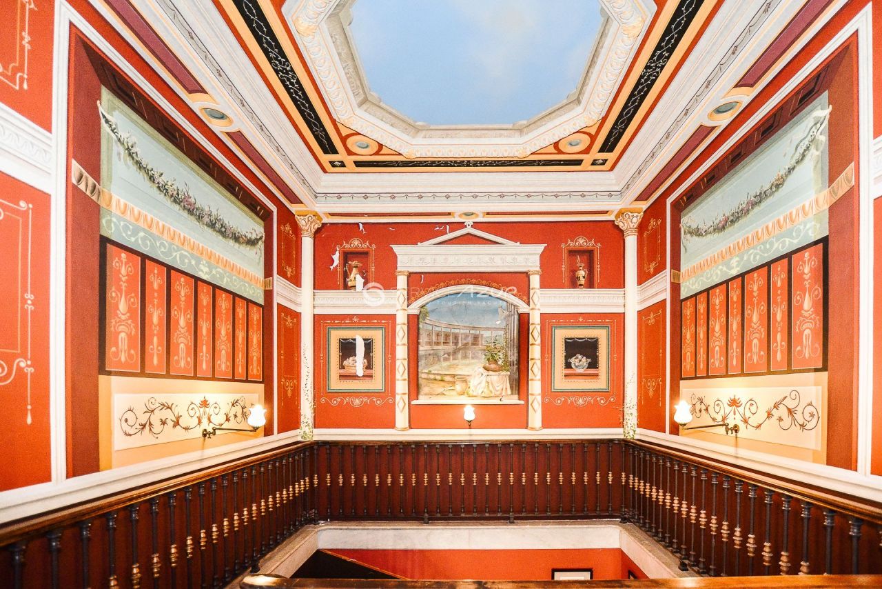 Villa in Villefranche-sur-Mer, France, 1 000 m² - picture 10