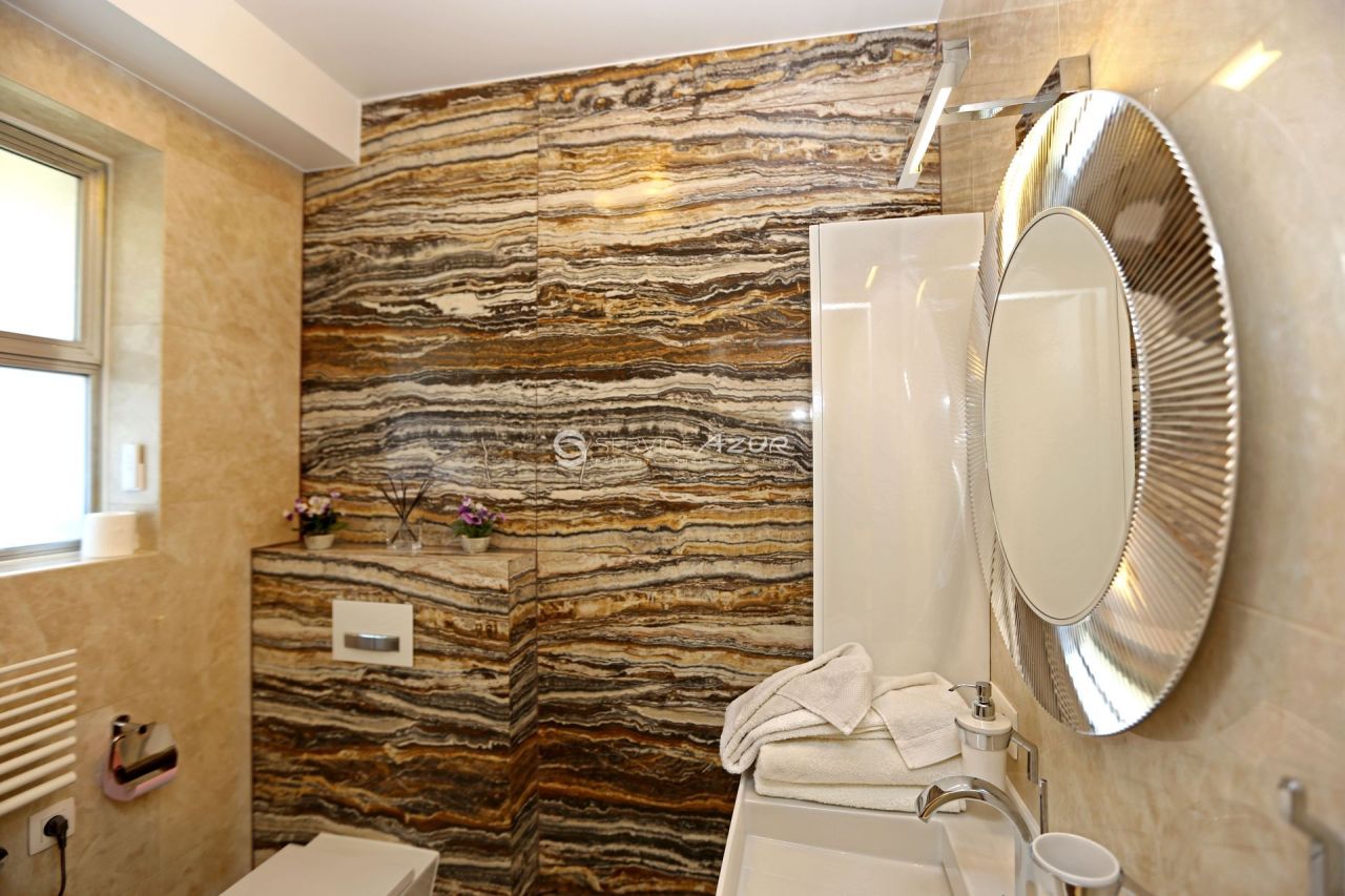 Appartement à Villeneuve-Loubet, France, 80 m² - image 11