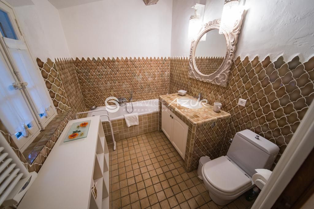 Villa in Saint-Maxime, France, 2 500 m² - picture 11